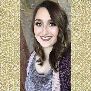 Meet your Posher, Kelly